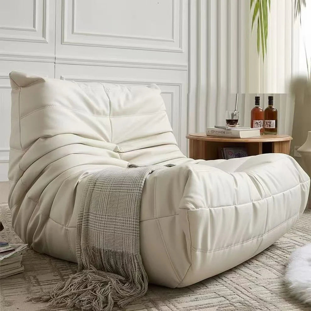 White low profile lounge module in a modern living room